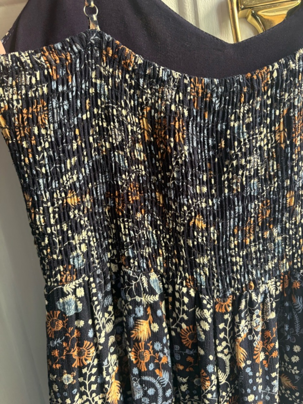 Evereve Roan + Ryan Chloe V-Neck Jumpsuit in Navy, Rust and Cream Paisley Floral - Picture 6 of 6